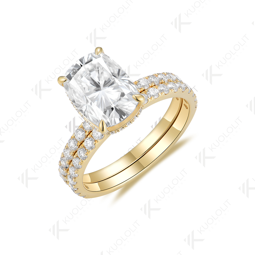 Moissanite Ring - Nieznażytowany damski pierścionek z moissanitem o
