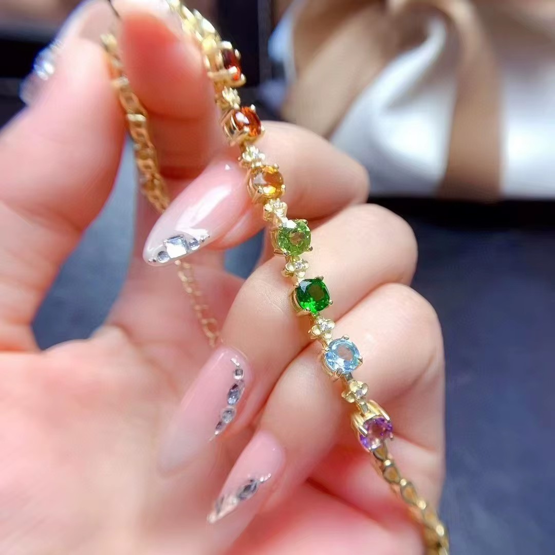 Bransoletka damska butikowa bi – Al Ain Jewelry & Watches Exhibition 2025 recenzja i cena