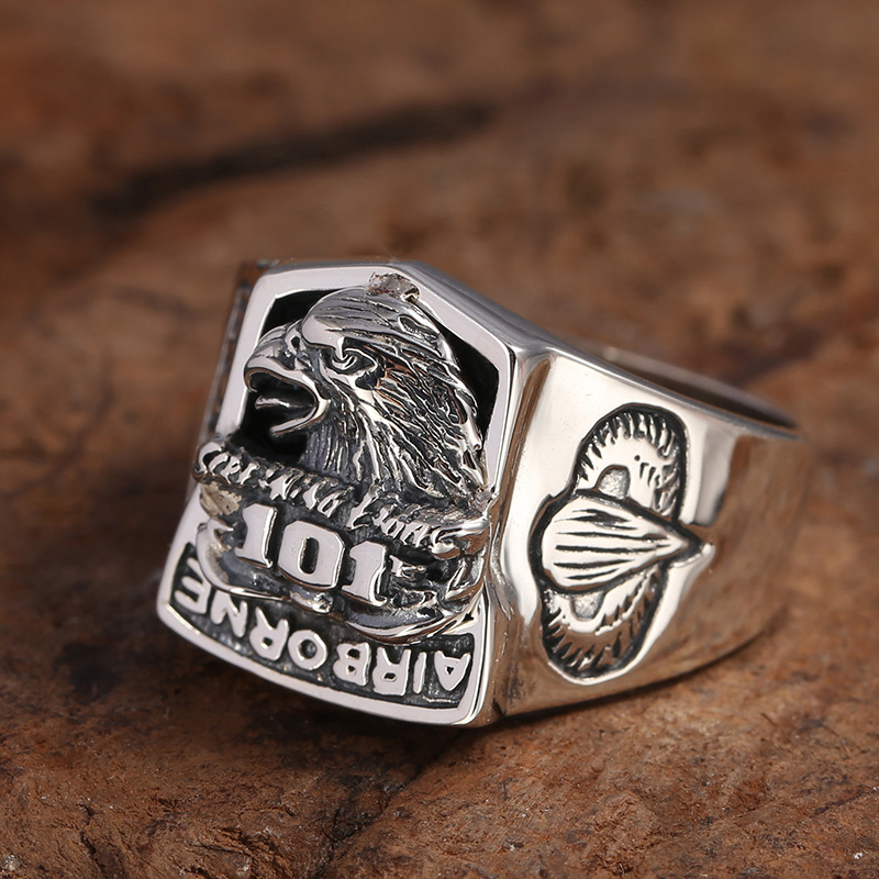 Biżuteria męska ze srebra prób – Sterling Silver Ring recenzja i cena