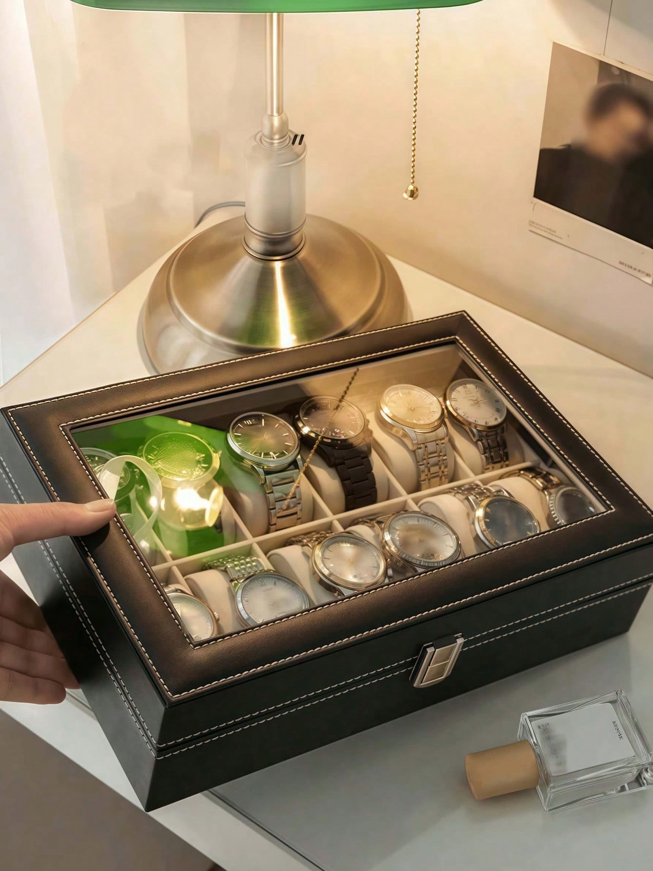 Skórzane pudełko na zegarki z  – Watch Display Box recenzja i cena